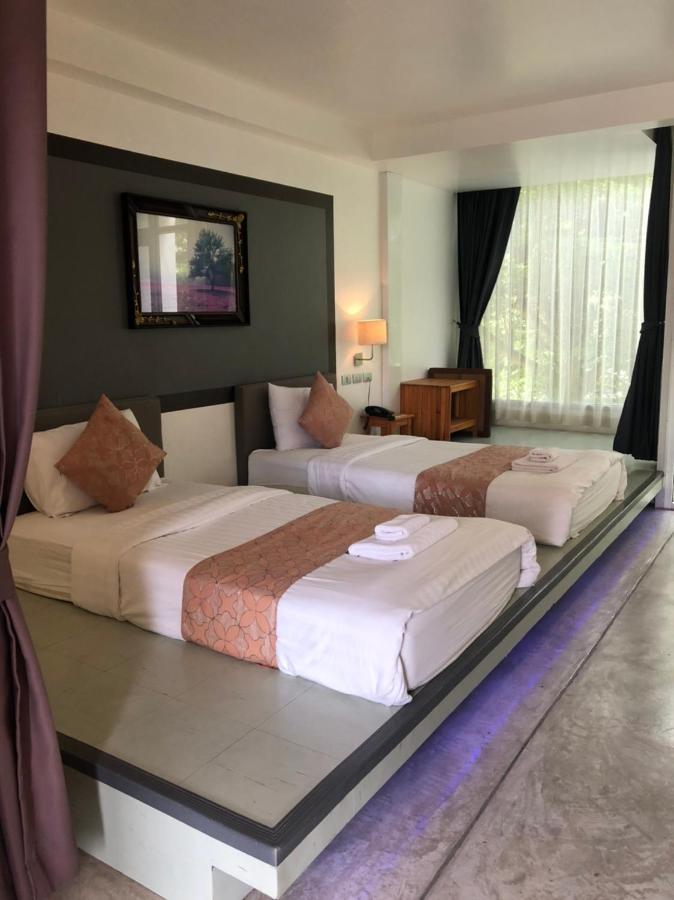 Lg Lemon Grass Hotell Na Chom Thian Exteriör bild