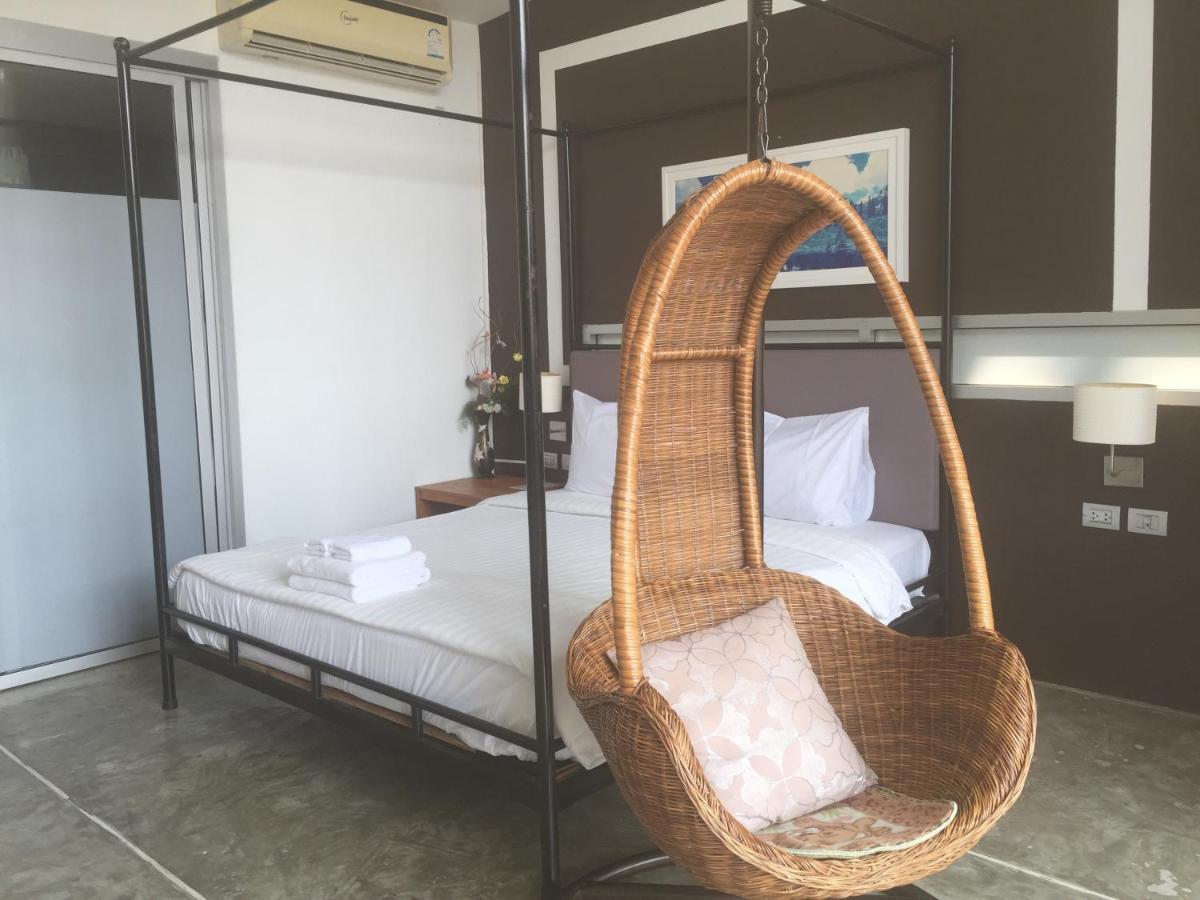 Lg Lemon Grass Hotell Na Chom Thian Exteriör bild